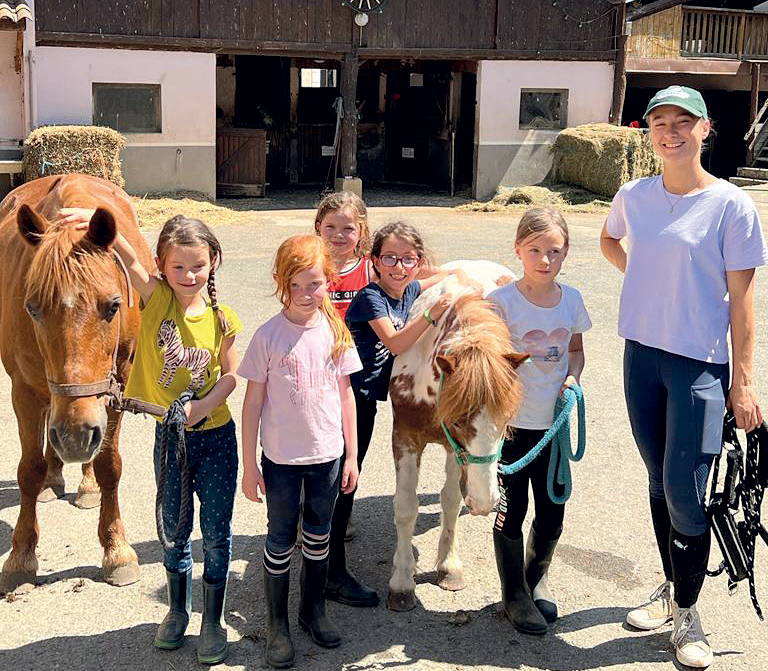 centre equestre izernore